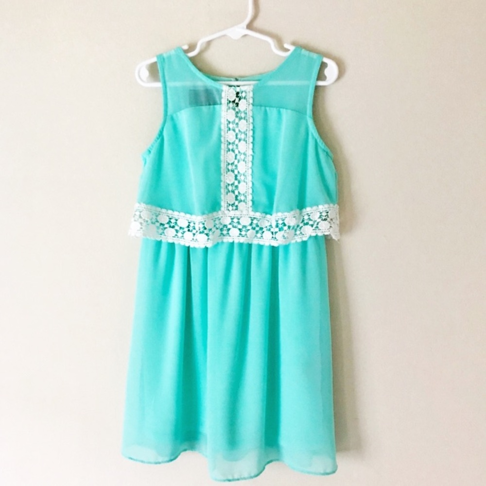 IZ Byer Crochet Lace Popover Dress Mint